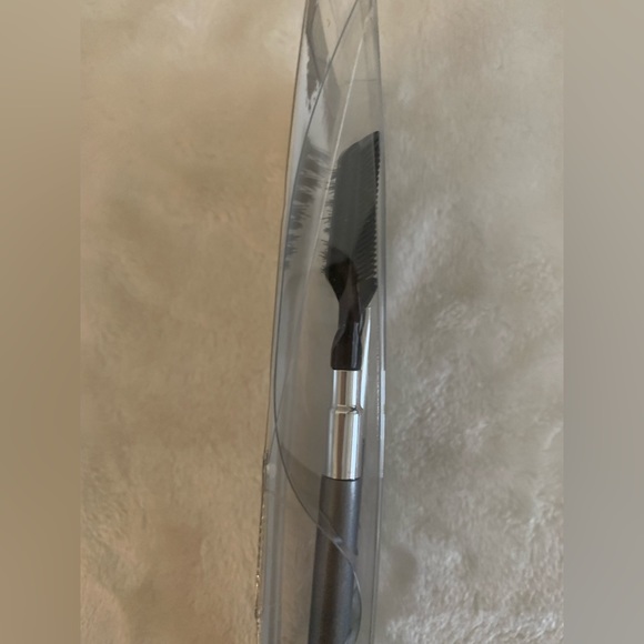 Up & Up Eye Definition Set (NIB) - Picture 3 of 9